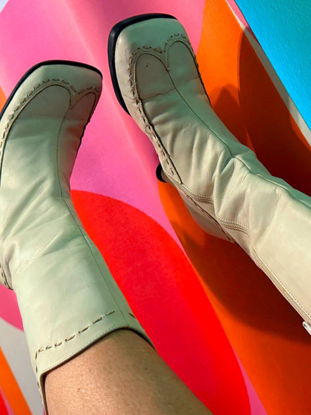 RARE John Fluevog Hi Choice white womens mid calf boots size 9 - Picture 8 of 13